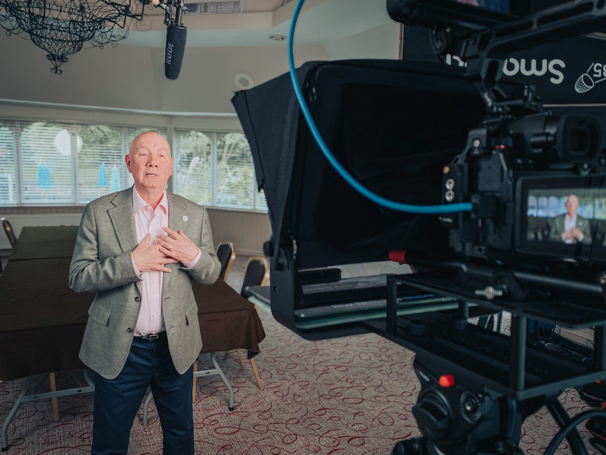 filming a corporate video with an autocue